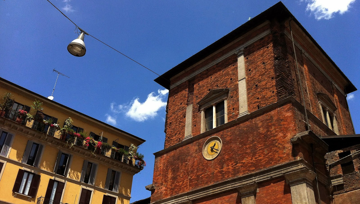 Alessandro Zaccuri: Milano in curva. Dal Teatro Lirico a San Nazaro in Brolo