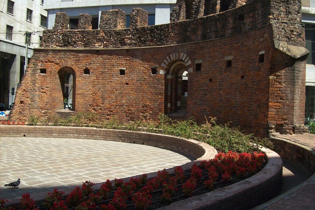 Piazza Missori